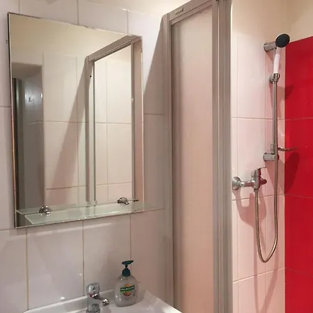 Basement In The City Center!! Apartment Prag